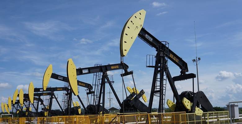 Producción de petróleo fue la más baja desde noviembre de 2009.