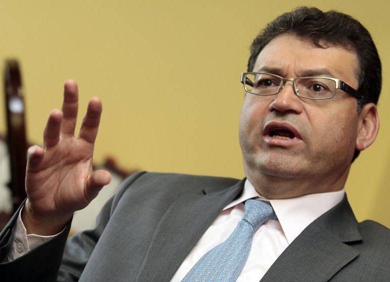 Humberto Sierra Porto, presidente de la Corte Interamericana de Derechos Humanos, se unió al coro de quienes piden la renuncia del magistrado Pretelt, por considerar que le hace dañó a la imagen de la institución.FOTO COLPRENSA