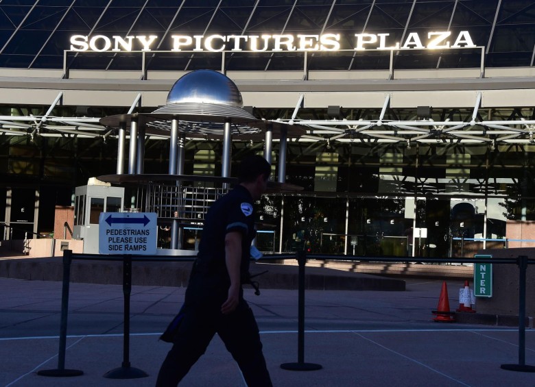 La seguridad se ha incrementado en todas las oficinas de Sony. FOTO AFP