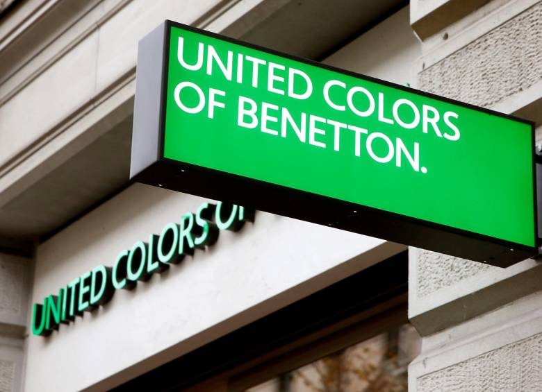 Logo del grupo de moda italiano Benetton en una tienda de Zurich. Foto: Reuters