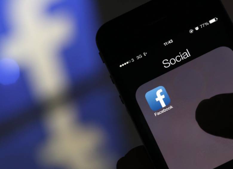 Facebook Search también funciona para la web pero la nueva herramienta está diseñada específicamente para la aplicación móvil. FOTO Bloomberg