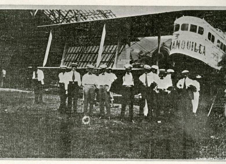 El Farman F-60, tipo “Goliath”, fue diseñado en 1918 como un bombardero. Fue el primero que trajo a Medellín la Compañía Colombiana de Navegación Aérea, empresa antioqueña. FOTO Cortesía Sala Patrimonial de Eafit