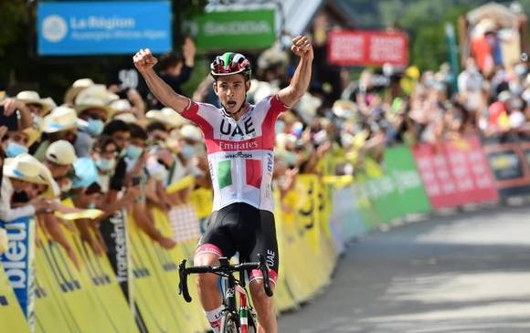 El italiano Davide Formolo ganó la tercera etapa de l Critérium du Dauphiné. FOTO @Critérium du Dauphiné 