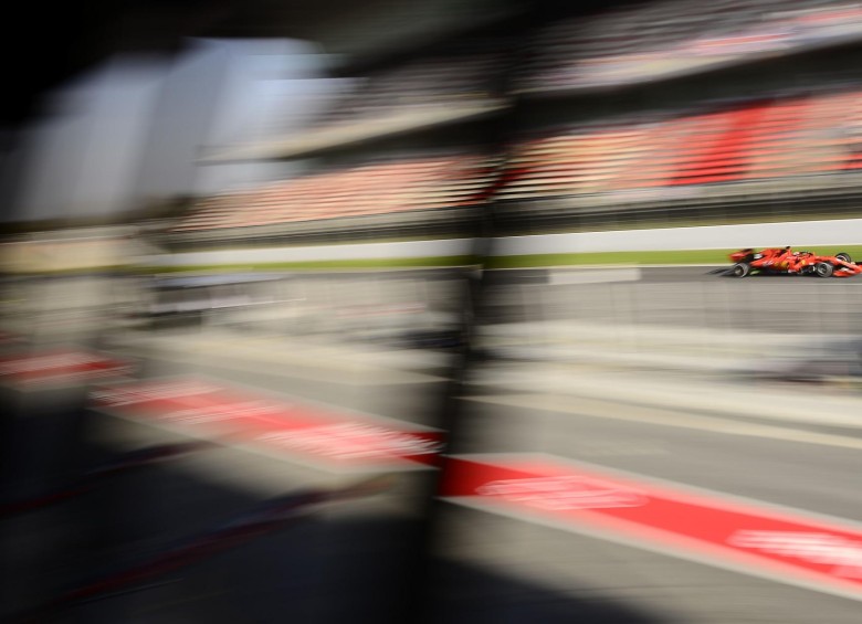 El piloto de Ferrari, Charles Leclerc, participa en las pruebas para la nueva temporada del Gran Premio de Fórmula Uno en el circuito de Cataluña en Montmeló, en las afueras de Barcelona. Foto: AFP.
