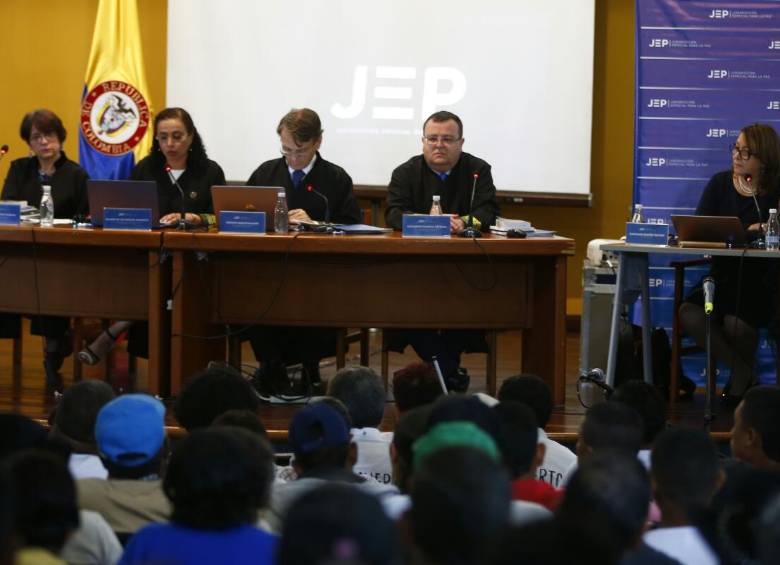 La audiencia de la JEP se realiza en el edificio de justicia de Medellín. FOTO JUAN ANTONIO SÁNCHEZ