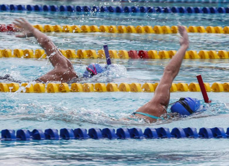 En la medallería de la natación en Juegos Departamentales que ganó Envigado, Rionegro fue tercero; Marinilla, quinto; El Peñol, séptimo, y La Ceja, noveno. FOTO robinson sáenz
