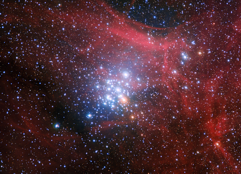 En un cúmulo se debió formar el Sol con sus estrellas hermanas. Este es el NGC 3293 hacia la constelación Carina, a unos 9.000 años luz. FOTO eso