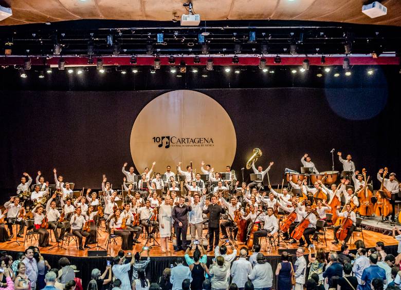 La Red aprovechó su presencia en Cartagena para afianzar contactos con músicos del mundo. FOTO cortesia festival, andrés londoño.