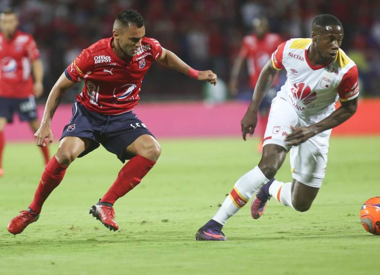 Marlon Piedrahíta y Leyvin Balanta, protagonistas hoy en El Campín. FOTO Manuel Saldarriaga