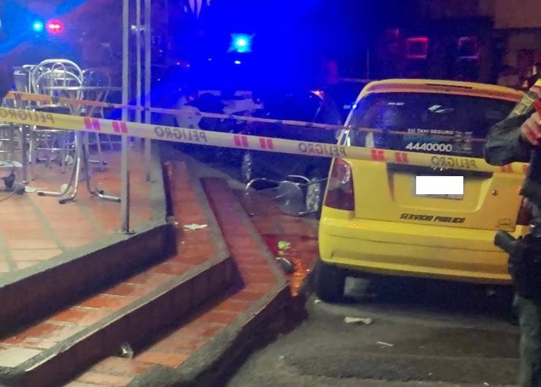 En este lugar ocurrió el ataque. Los agresores lograron escapar, pese a la reacción de las patrullas policiales. FOTO: cortesía de Guardianes Antioquia.