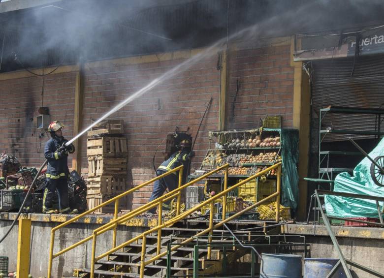 Incertidumbre por fuego en Malvinas