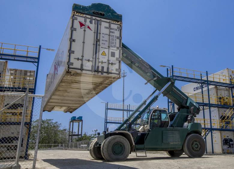 Un avance de las exportaciones menor a lo anticipado explicaría la proyección de crecimiento económico para América Latina de 0,8 %, por parte del BBVA Research. FOTO Juan Antonio Sánchez