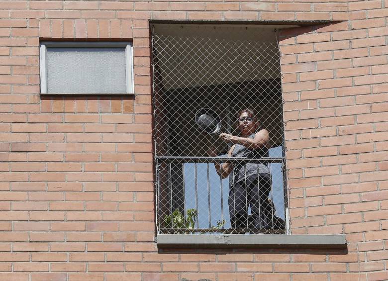 Indignación de vecinos por la eliminación de especies arbóreas en el llamado túnel verde. FOTO MANUEL SALDARRIAGA