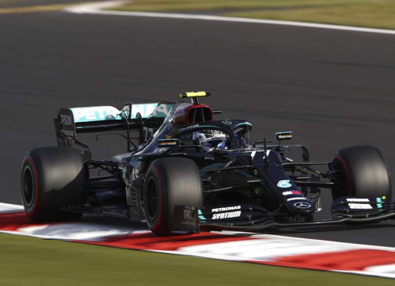 Valteri Bottas durante la sesión de clasificación para el Gran Premio de Alemania de F-1. Foto EFE