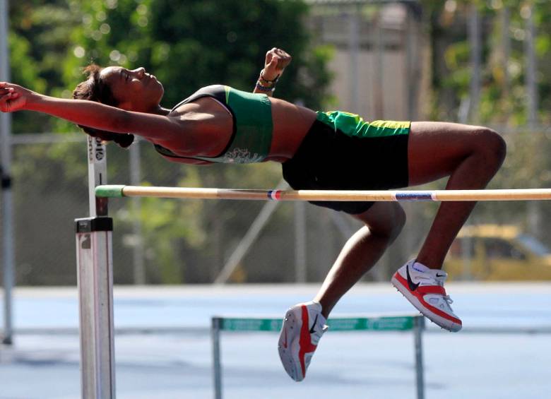 María F. Murillo es carta fuerte de Colombia para triunfar en el salto alto. FOTO manuel saldarriaga