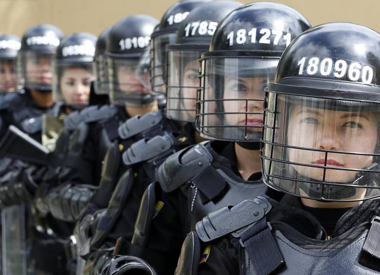 Las integrantes del Smad reciben capacitación en derechos humanos, derecho internacional, clases de defensa personal y entrenamiento físico. FOTO henry agudelo