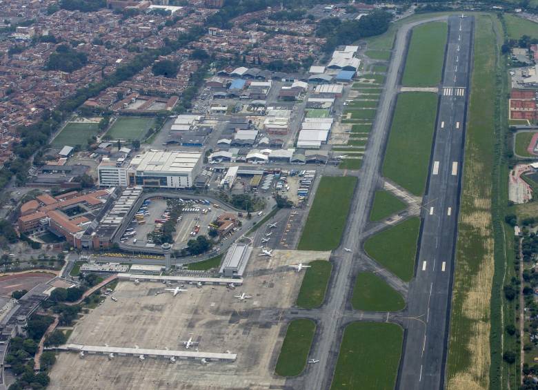 El aeropuerto Olaya Herrera es la segunda terminal área en importancia en Antioquia. FOTO: JUAN ANTONIO SÁNCHEZ