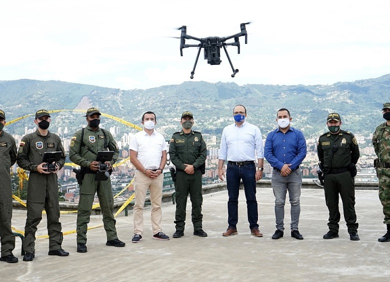 Los drones de vigilancia cuentan con cámaras de largo alcance. FOTO: Cortesía Alcaldía de Itagüí. 