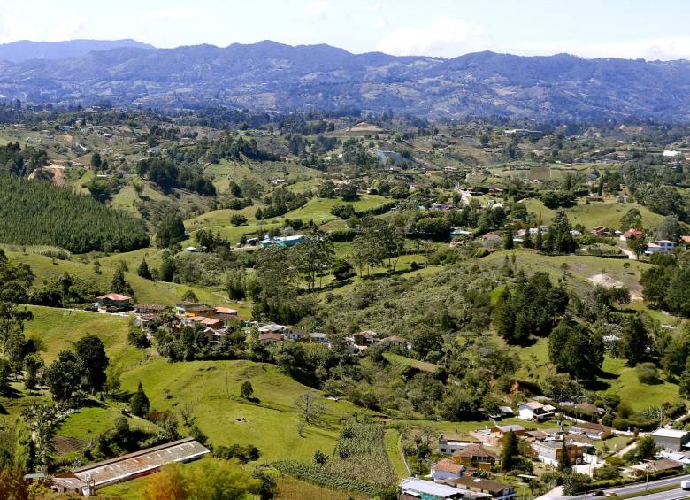 Asaltos a fincas durante los dos últimos puentes festivos, atracos a personas, fleteros e incremento de homicidios preocupan a autoridades y a la ciudadanía. FOTO Juan Antonio Sánchez