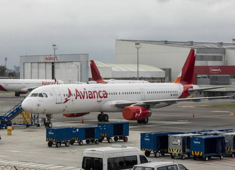 Analistas económicos de Bancolombia dicen que los resultados trimestrales de Avianca se verán afectados por la devaluación del peso y el cese de operaciones. Foto Camilo Suárez