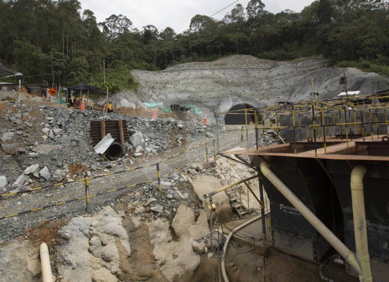 Estas son las obras en el sector de Las Palmas. FOTO Manuel Saldarriaga Quintero