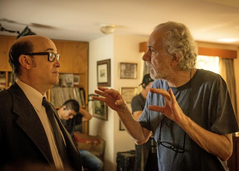 El actor Javier Cámara y el director Fernando Trueba en el rodaje de la película “El olvido que seremos”. Foto: Colprensa