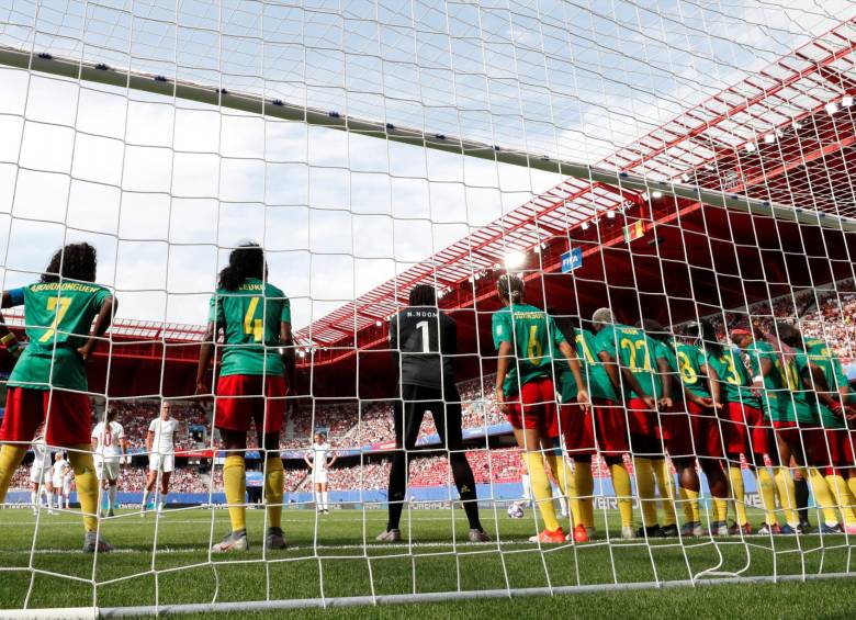Pasó de todo en el partido Camerún vs Inglaterra femenino