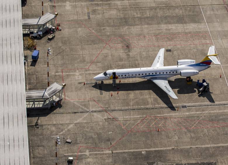 Un vuelo que venía de Apartadó sufrió un inconveniente al aterrizar. FOTO ARCHIVO