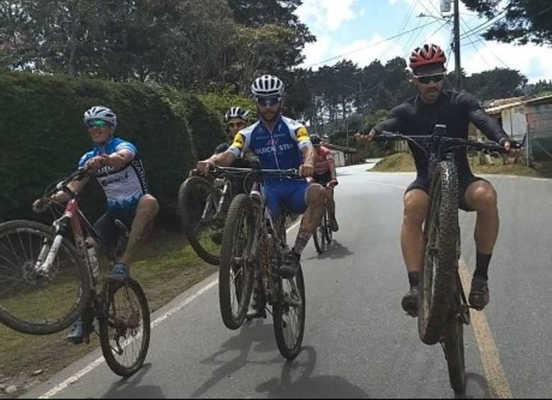 Ni en vacaciones desamparan la bici