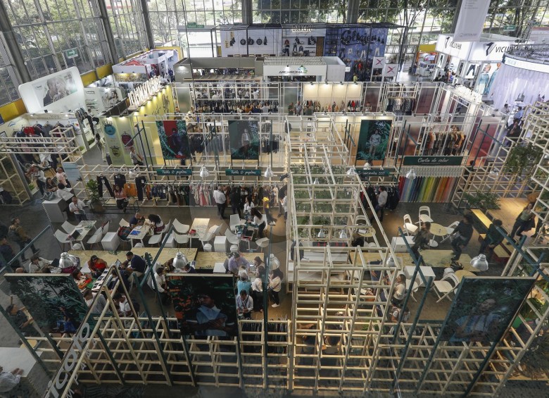 Las 70.000 empresas formales de la cadena textil-confección buscan que las propuestas estén en el PND. FOTO manuel saldarriaga