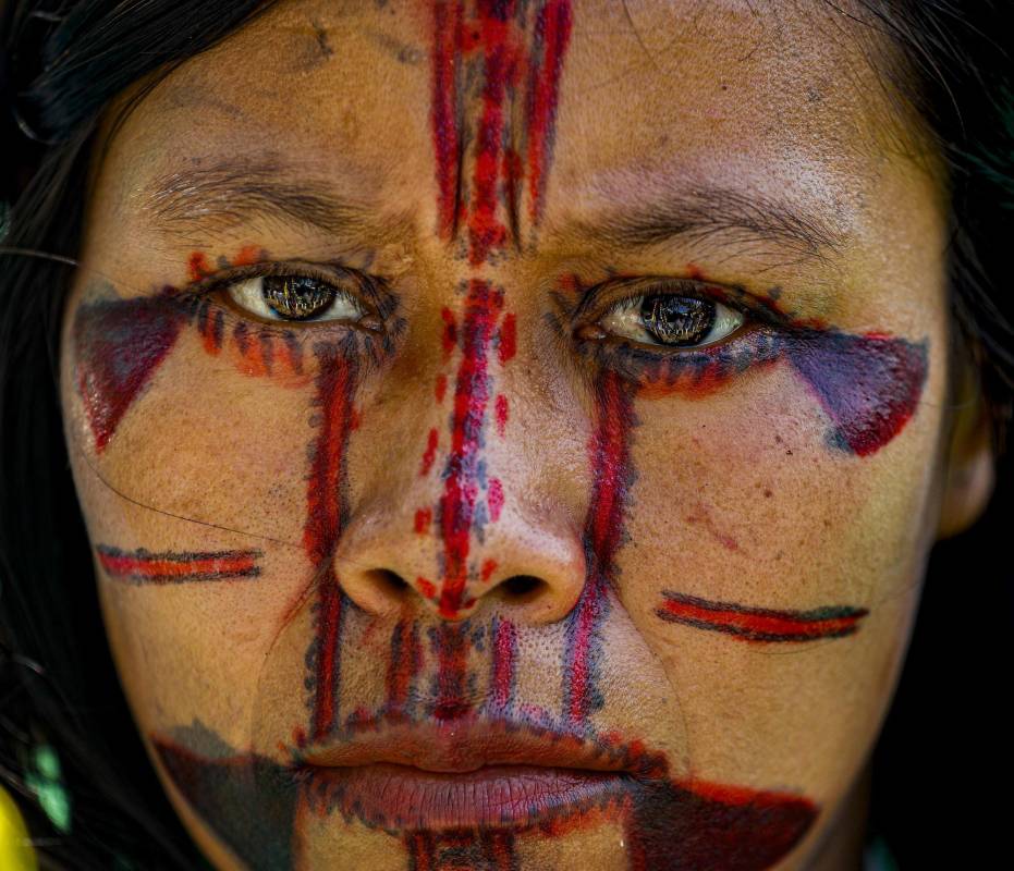 Los Indígenas siguen resistiendo a pesar de las violaciones a los derechos humanos que han sufrido por grupos armados que los quieren despojar de sus tierras ancestrales. Foto: Manuel Saldarriaga Quintero.
