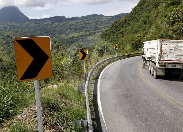Dos de los tres proyectos que ya tienen cierres financieros están en Antioquia: las vías Pacífico 1 y Pacífico 3. Andrade advirtió de lo complejo que ha sido este arranque. FOTO donaldo zuluaga