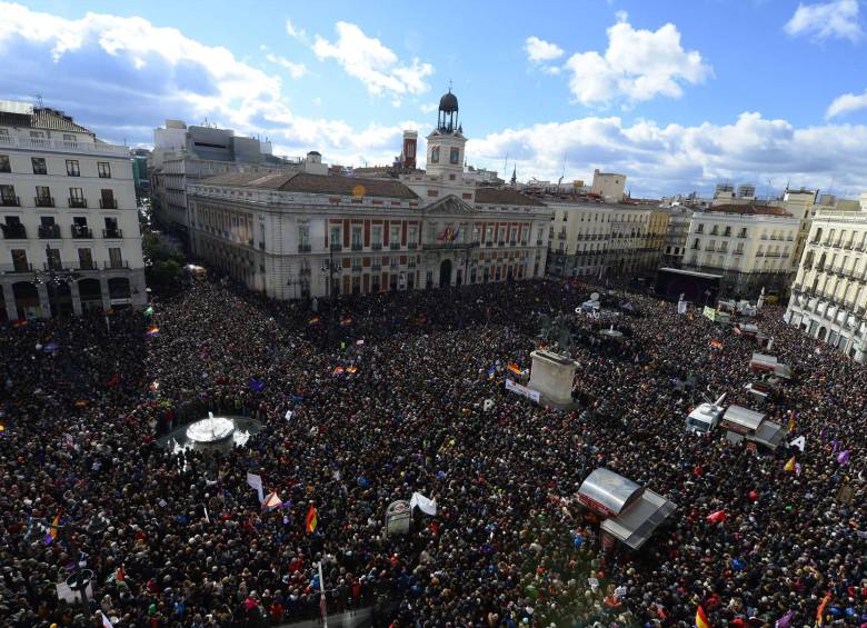 La marcha fue convocada por el partido político Podemos. FOTO AFP