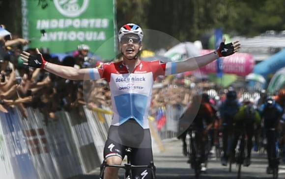 Tras un gran esfuerzo, Bob Jungles, ganó en solitario la cuarta etapa del Tour Colombia 2.1. FOTO JUAN ANTONIO SÁNCHEZ