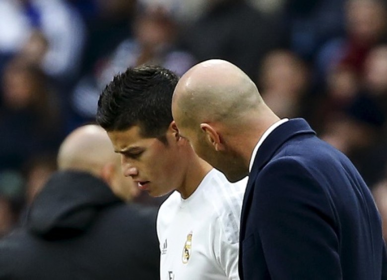 Cuando James fue dirigido por Zidane en el Real Madrid no pudo lograr la continuidad que buscaba. FOTO archivo reuters
