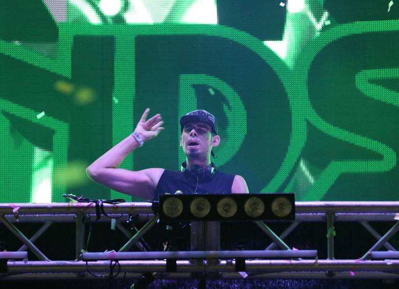 Miami se convirtió este fin de semana en una hipnótica discoteca al aire libre pletórica de trepidantes secuencias elaboradas por figuras como Armin Van Buuren, Axwell e Ingrosso, Carl Cox o Avicii. FOTO AFP