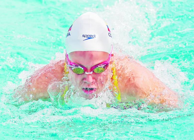 Luchan en el agua para fortalecer la nueva casta