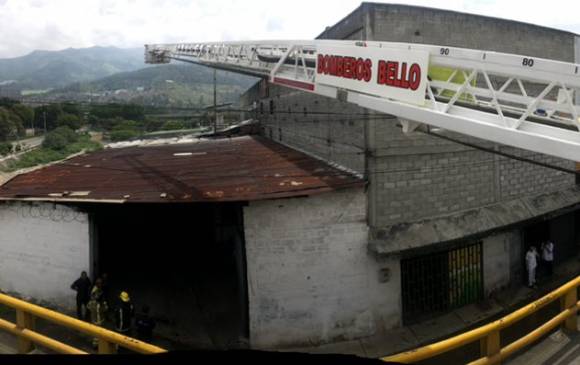 La emergencia fue controlada. FOTO CORTESÍA BOMBEROS BELLO