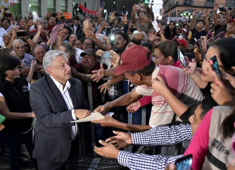El presidente de México, Andrés Manuel López Obrador, promueve una agenda contra la corrupción y busca pacificar ese país ante la violencia ejercida, entre otros, por los carteles. FOTO efe
