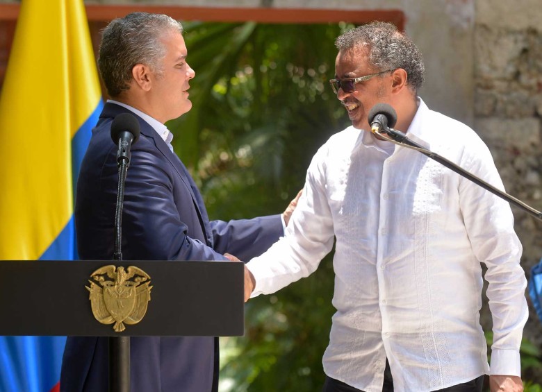 Se realizó un encuentro conjunto entre la OMS y el Gobierno colombiano en Cartagena. En la fotografía el presidente Iván Duque y el director general de la OMS, Tedros Adhanom FOTO: Presidencia. 