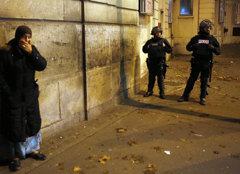 Operativo antiterrorista en París dejó dos muertos y siete capturados