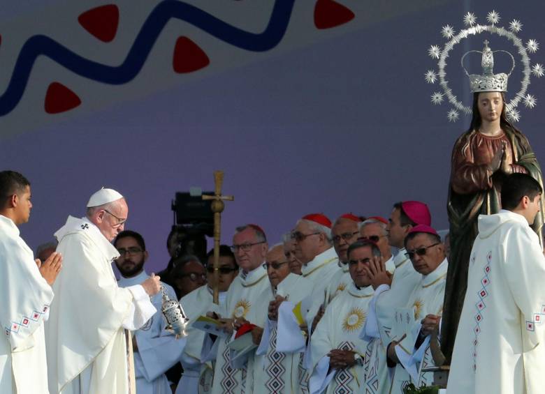 Un millón de almas en la primera misa del Papa