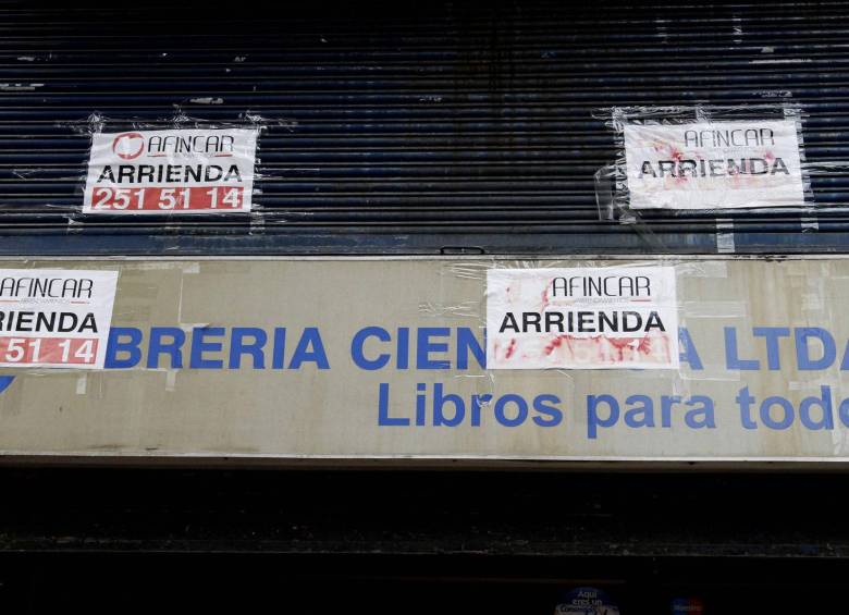 Las librerías del centro de Medellín se deshojan