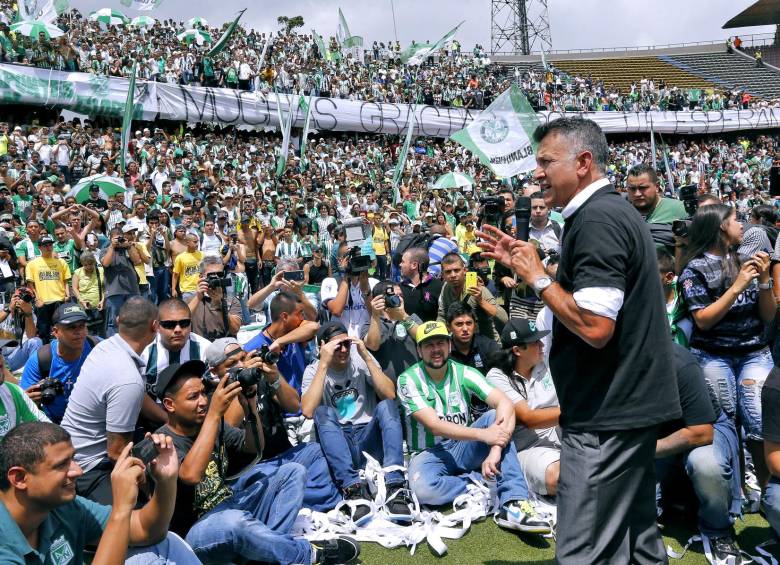 Osorio se fue como ídolo y luego de un paso por el fútbol brasilero ahora está a cargo de la selección mexicana. FOTO ARCHIVO