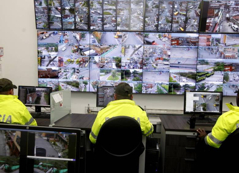 Cámaras de vigilancia en el municipio de Itaguí. Foto: Julio César Herrera Echeverri