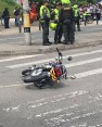 Los motociclistas se accidentaron en inmediaciones de la estación Estadio del Metro. FOTO: Cortesía. 