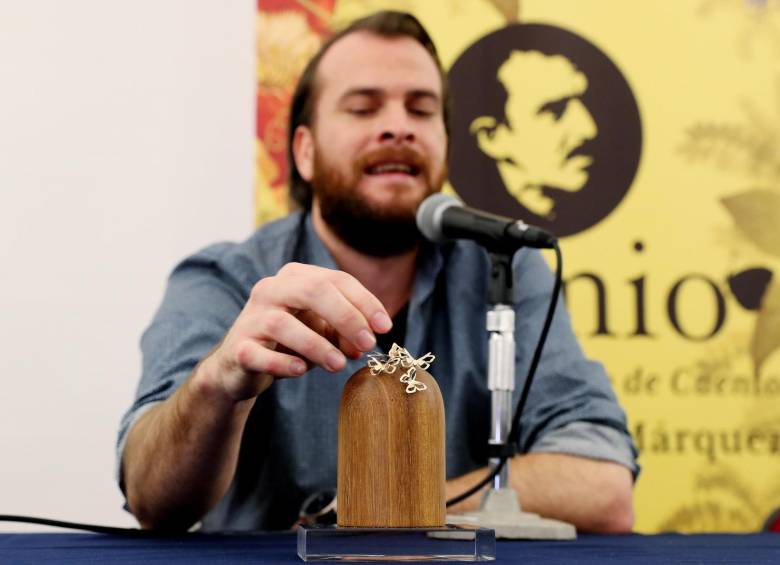 Alejandro Morellón Mariano, primer español en recibir el Premio de Cuento Gabriel García Márquez. Foto Efe
