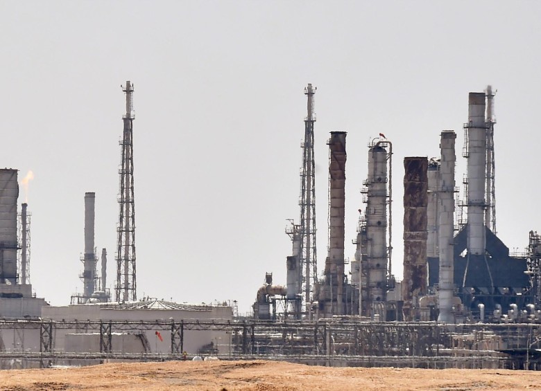 El pasado sábado se perpetraron ataques contra instalaciones petroleras de Arabia Saudita. FOTO AFP
