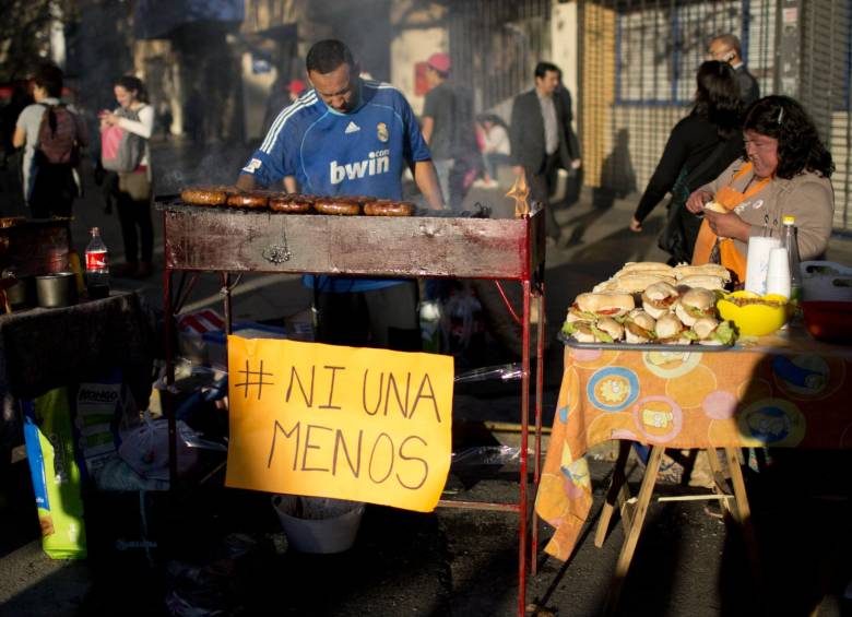 El Banco Mundial también advierte del crecimiento de la informalidad en la región por el impacto de la crisis. FOTO ap