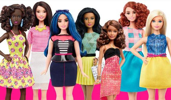 Barbie evoluciona con tres nuevas muñecas